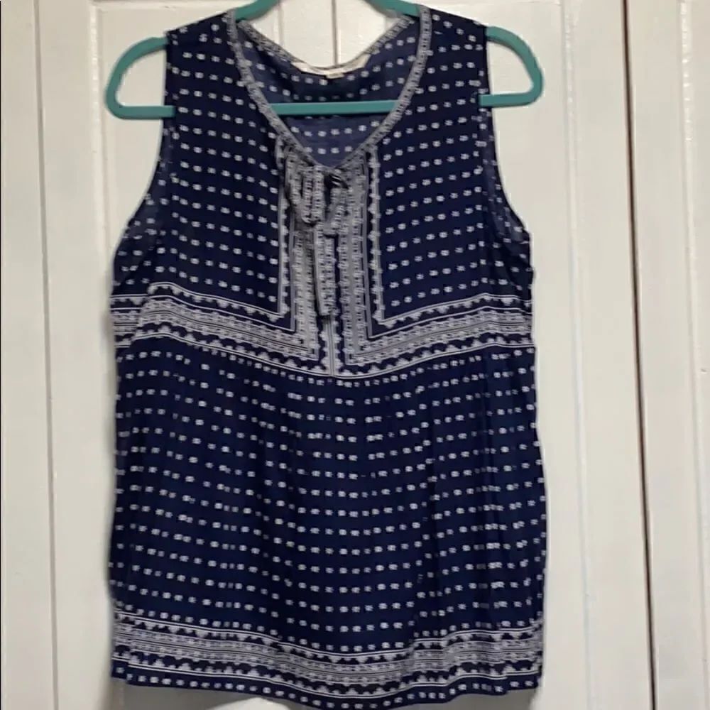 Max Studio sleeveless tunic top Navy/White print M